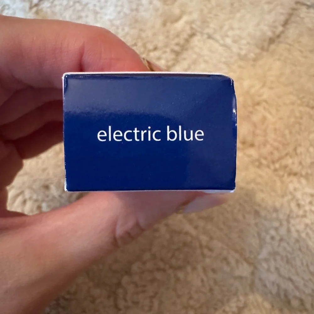 Tartelette Tubing Mascara in Electric Blue